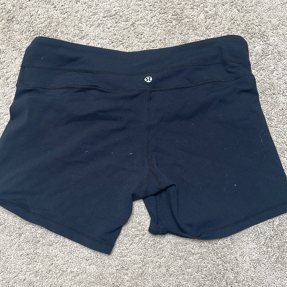 Lululemon spandex shorts